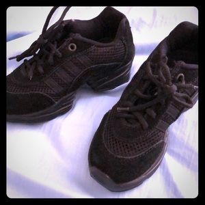 Hip hop dance shoes